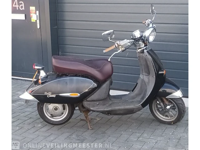 Scooter aprilia , mojito custom , zwart, bouwjaar 2007 - afbeelding 1 van  16