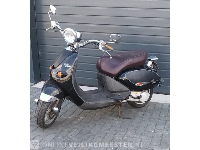 Scooter aprilia , mojito custom , zwart, bouwjaar 2007 - afbeelding 9 van  16