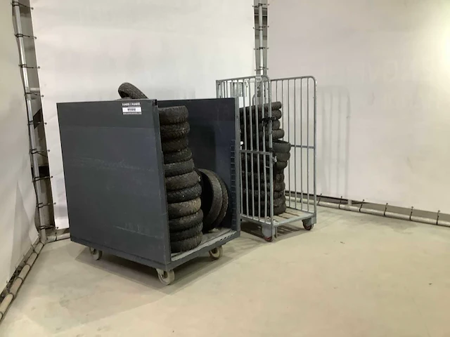 Scooter banden - afbeelding 2 van  7