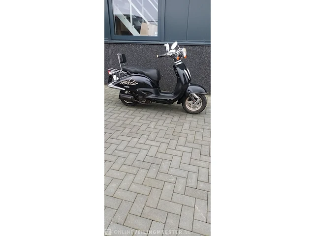 Scooter benzhou, retro, bouwjaar 2007 - afbeelding 10 van  10