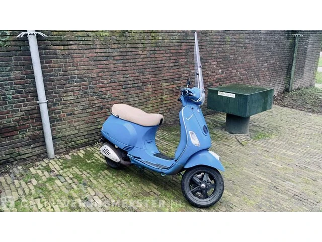 Scooter lx50, vespa, blauw, bouwjaar 2008 - afbeelding 7 van  8