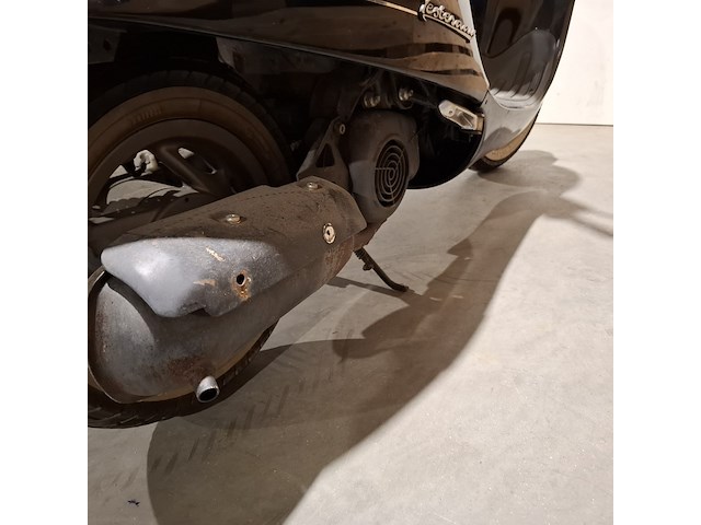 Scooter , malaguti, yesterday - afbeelding 6 van  19