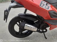 Scooter malagutie, phantom f12r, rood, bouwjaar 2009 - afbeelding 7 van  15