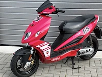 Scooter malagutie, phantom f12r, rood, bouwjaar 2009