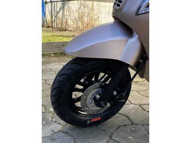 Scooter , marengo, v-line exclusive, champagne, 2025 - afbeelding 3 van  9