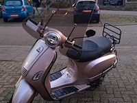 Scooter , marengo, v-line exclusive, champagne, 2025 - afbeelding 8 van  9