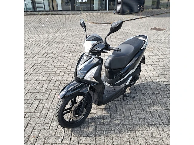 Scooter sym, symphony st, bouwjaar 2019 - afbeelding 9 van  26