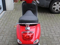 Scooter vespa piaggio c38 met kenteken fs-936-k. datum eerste toelating 29-05-2008. - afbeelding 3 van  8