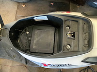 Scooter - afbeelding 3 van  11