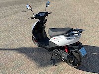 Scooter - afbeelding 6 van  11