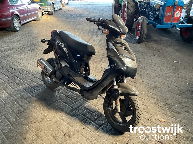 Scooter - afbeelding 2 van  8