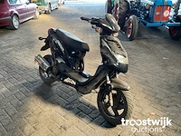 Scooter - afbeelding 2 van  8