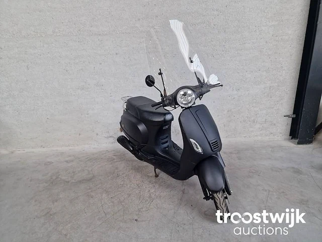 Scooter - afbeelding 3 van  6