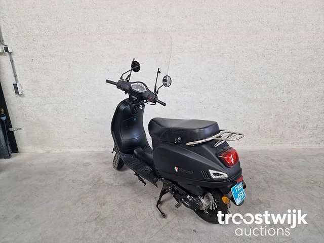 Scooter - afbeelding 6 van  6