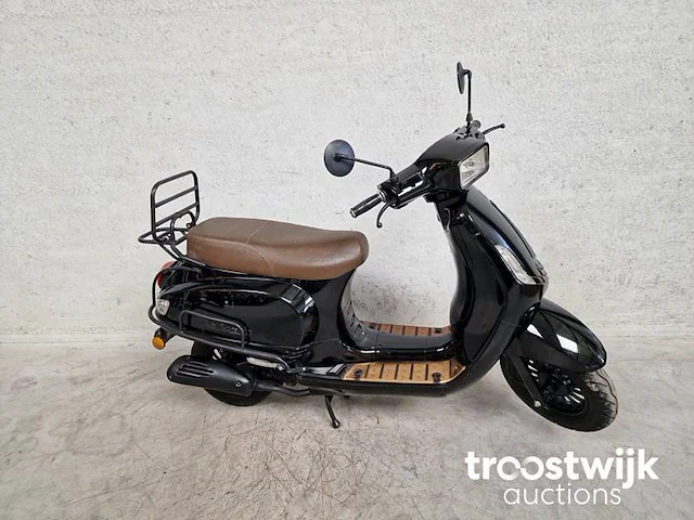 Scooter - afbeelding 2 van  6