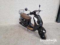 Scooter - afbeelding 4 van  6