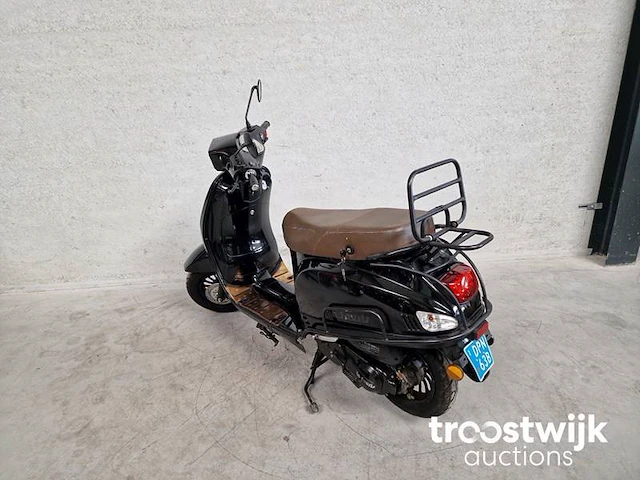 Scooter - afbeelding 6 van  6