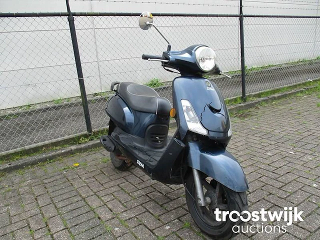 Scooter - afbeelding 4 van  9