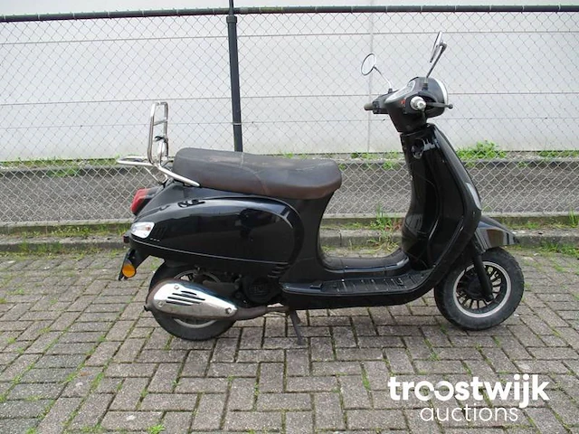 Scooter - afbeelding 5 van  9