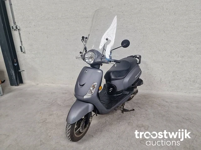 Scooter - afbeelding 3 van  6