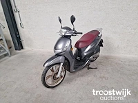Scooter - afbeelding 2 van  6