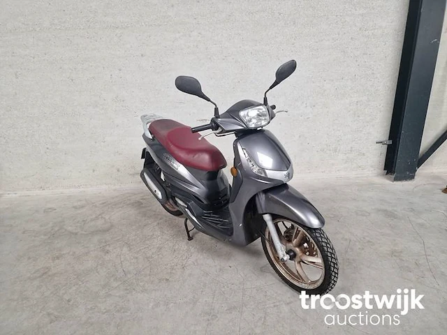 Scooter - afbeelding 4 van  6