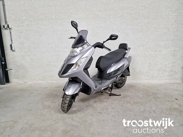 Scooter - afbeelding 3 van  6