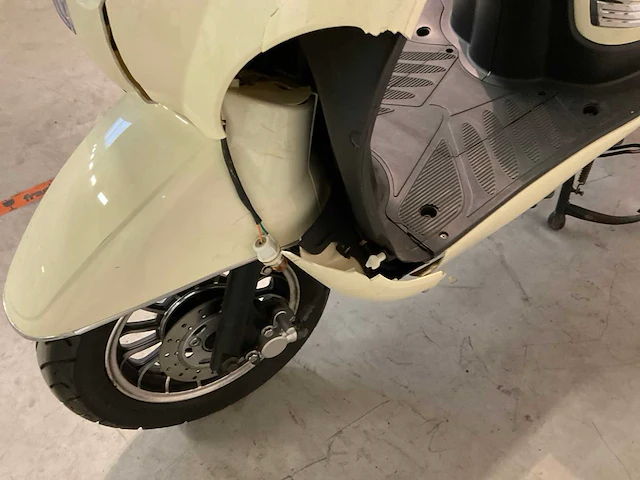 Scooters - (6x) - afbeelding 47 van  51