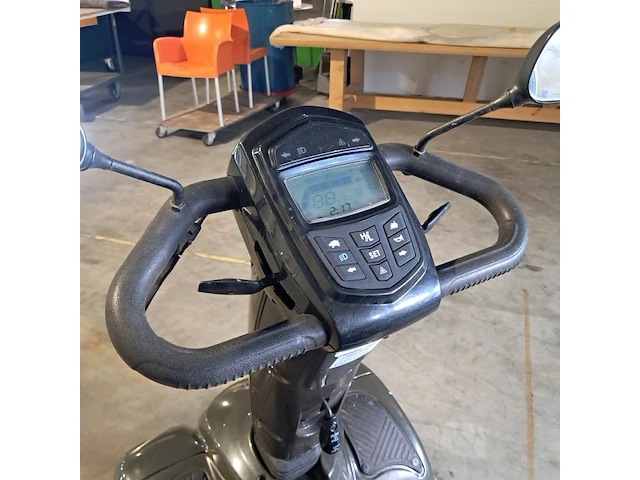 Scootmobiel, zwart - afbeelding 13 van  14