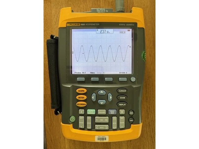 Scope meter, 2 kanaals compleet met koffer, meet probes en snoeren, fluke, 192b , geel - afbeelding 4 van  8