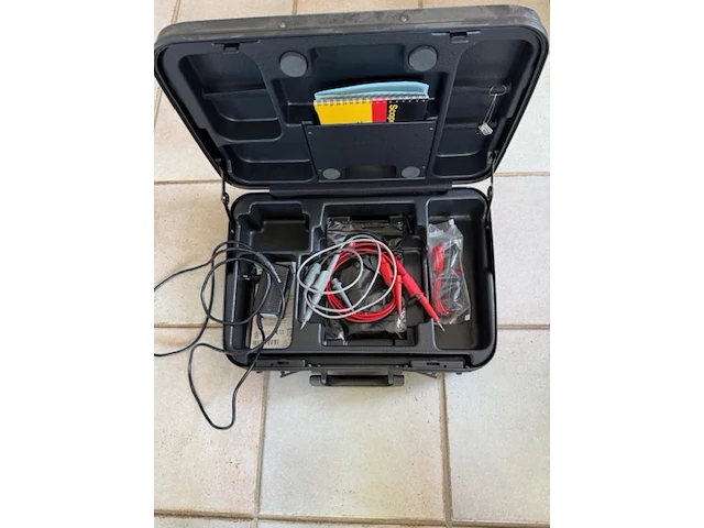 Scope meter, 2 kanaals compleet met koffer, meet probes en snoeren, fluke, 192b , geel - afbeelding 5 van  8