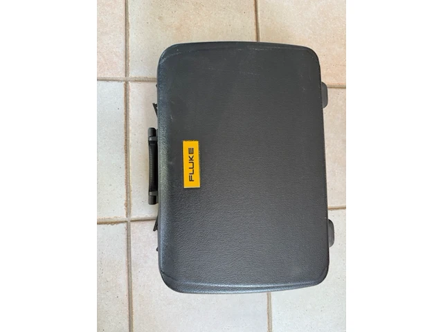 Scope meter, 2 kanaals compleet met koffer, meet probes en snoeren, fluke, 192b , geel - afbeelding 8 van  8