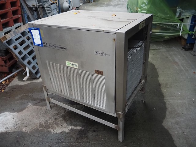 Scotsman - afbeelding 2 van  9