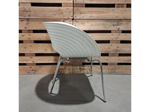 Sculpturale stoel vitra., tom vac, wit | chroom, design ron arad - afbeelding 3 van  7