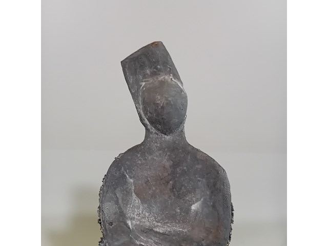 Sculptuur, elisabeth verga, tunde, 1997 - afbeelding 2 van  8