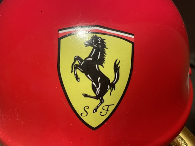 Sculptuur, ferrari, schildpad - afbeelding 2 van  12