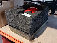 Sculptuur, ferrari, schildpad - afbeelding 4 van  12