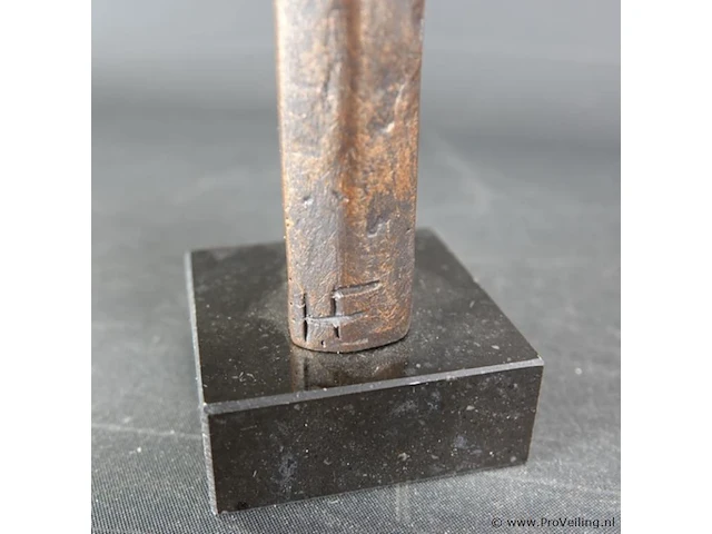 Sculptuur hans van heerd - afbeelding 4 van  5