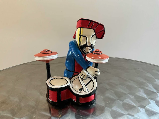 Sculptuur herman brood “drummer” - afbeelding 1 van  3