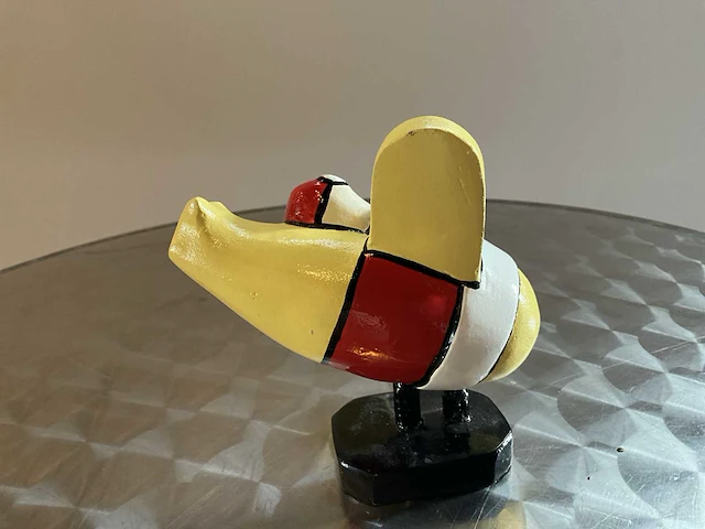 Sculptuur herman brood “vliegtuig” - afbeelding 3 van  4