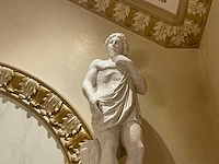 Sculptuur van apollo, wit marmer uit carrara - afbeelding 3 van  4