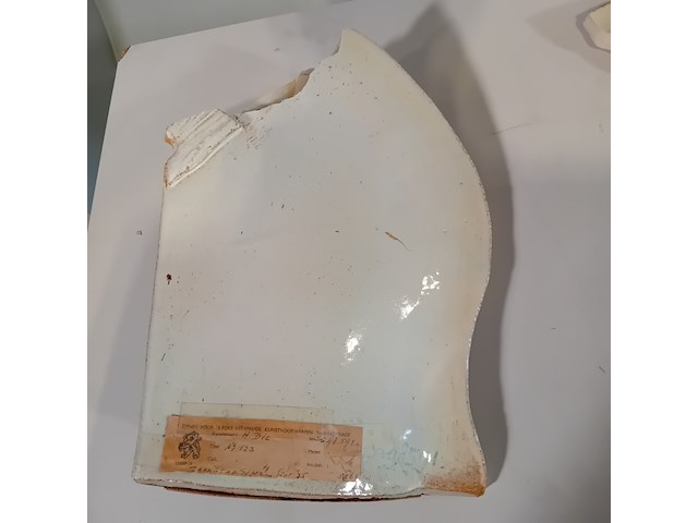 Sculptuur van klei, h. dil, no.123 - afbeelding 6 van  10