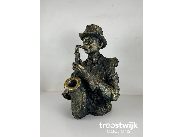 Sculptuur - afbeelding 1 van  2