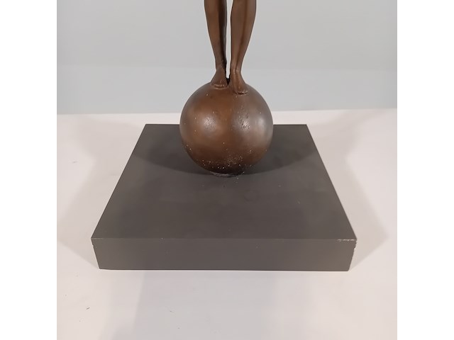 Sculptuur - afbeelding 2 van  6