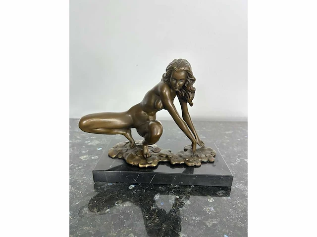 Sculptuur - afbeelding 2 van  2