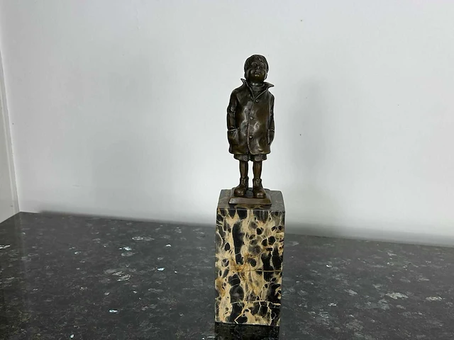 Sculptuur - afbeelding 1 van  2