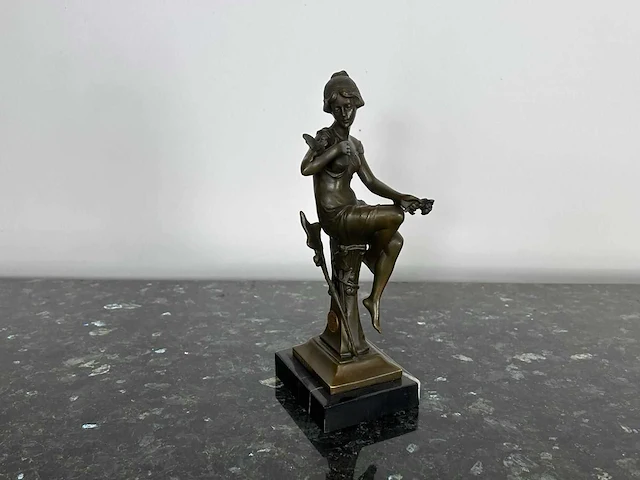 Sculptuur - afbeelding 1 van  3