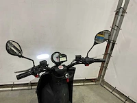Scutum - snorscooter - e-scooter - afbeelding 2 van  18