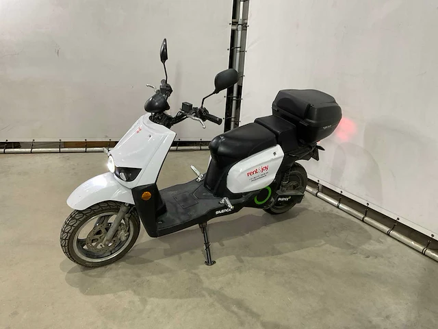 Scutum - snorscooter - e-scooter - afbeelding 8 van  18