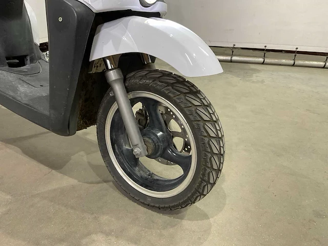 Scutum - snorscooter - e-scooter - afbeelding 13 van  18